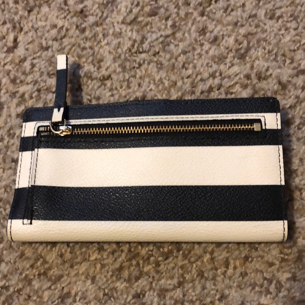 Kate Spade Wallet - Picture 3 of 5